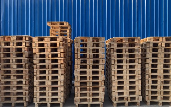 抱罗镇木托盘摆放技巧